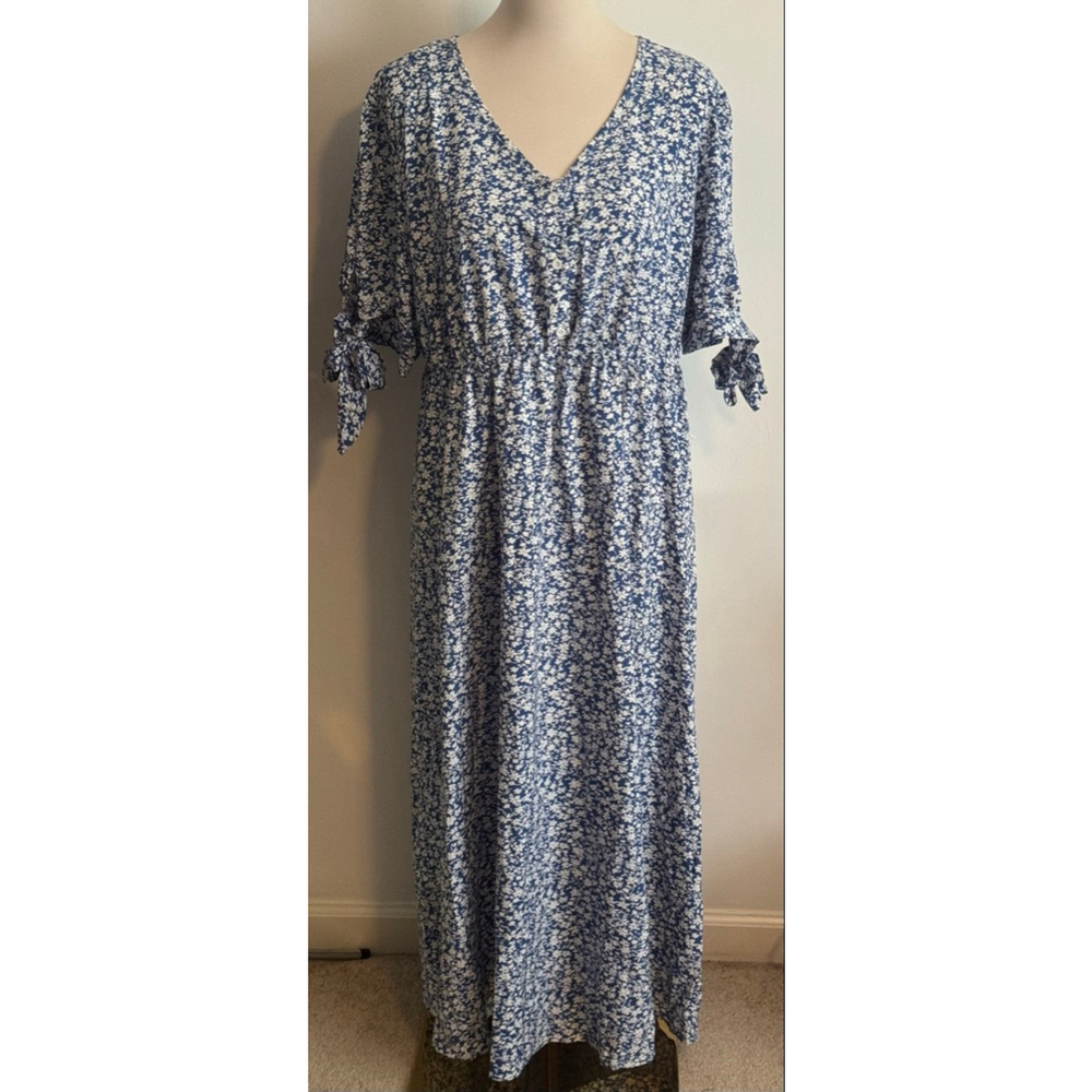 Women's SHEIN Blue White Floral V-Neck Maxi Dress Size 14